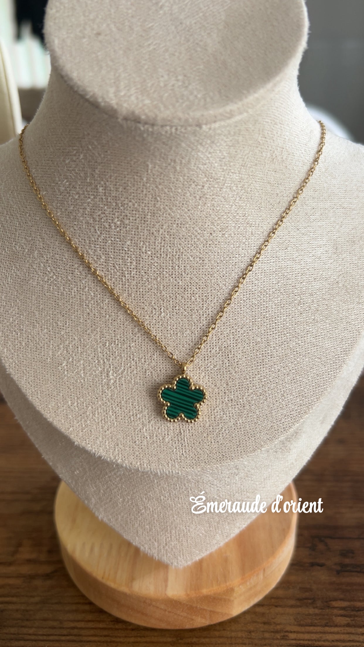 Collier Émeraude d'orient